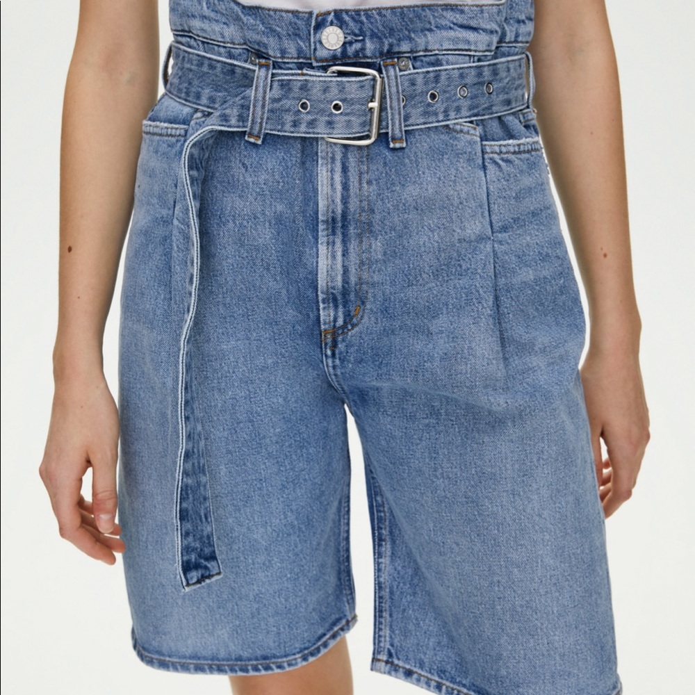 NWT Agolde Reworked 90s paper bag waist shorts